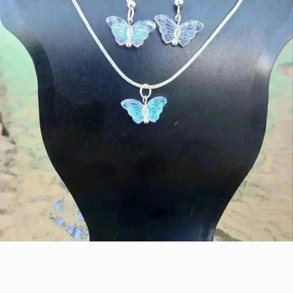 Silver and Blue Butterfly Jewelry Set - Picture 2 of 4
